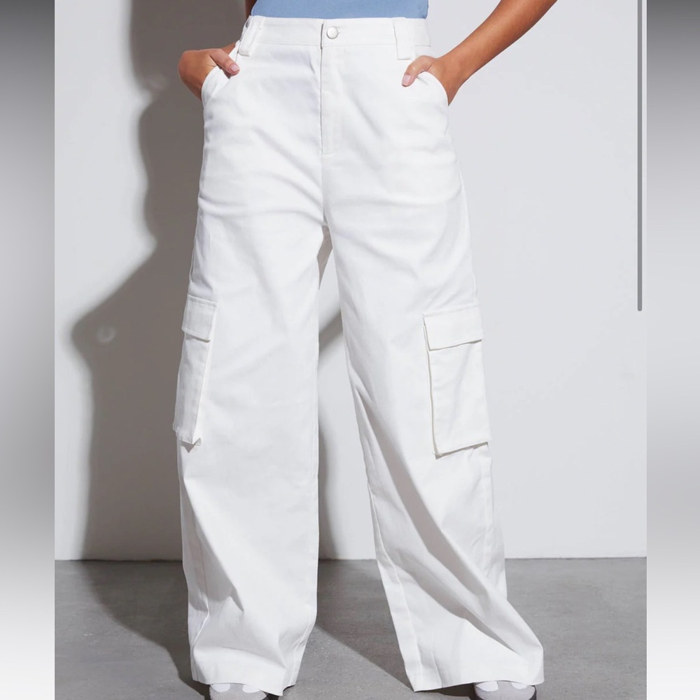 NWT White Cargo Pants